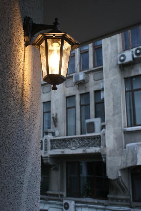 On The River Ultra Central Suites Bucharest Exterior photo